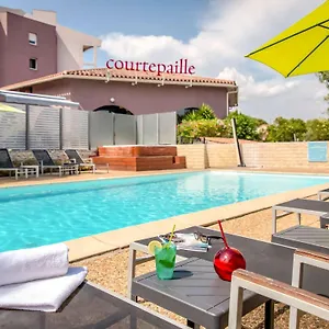 kyriad-frejus-port-saint-raphael.fr-provencehotel.com/